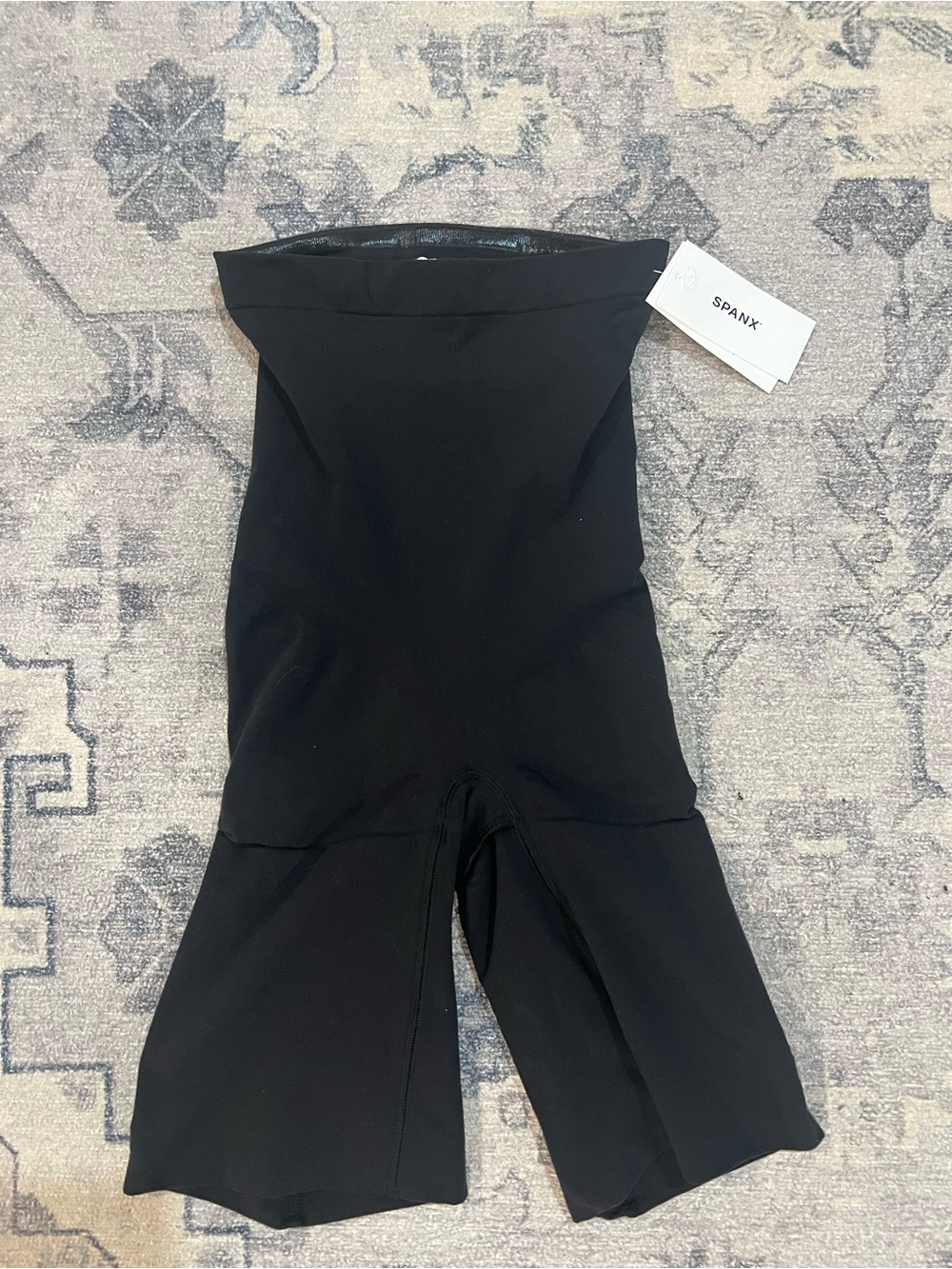 SPANX Sculpt Support Level 2 Shaping Shorts Black NWT Size M